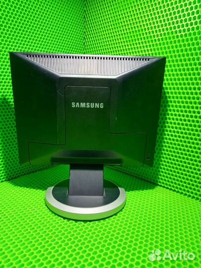 Монитор Samsung SuncMaster 540N