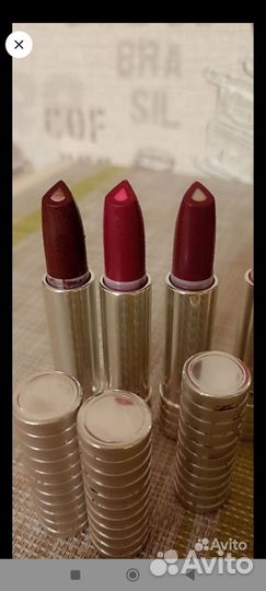 Clinique dramatically different lipstick