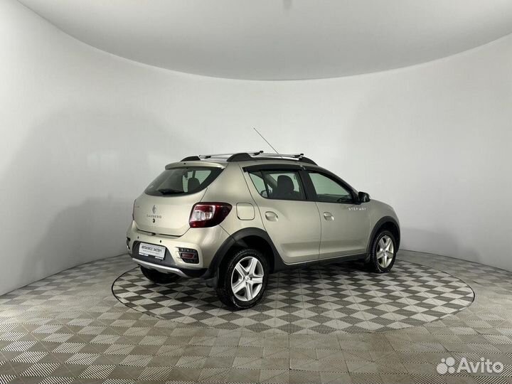 Renault Sandero Stepway 1.6 МТ, 2017, 94 238 км