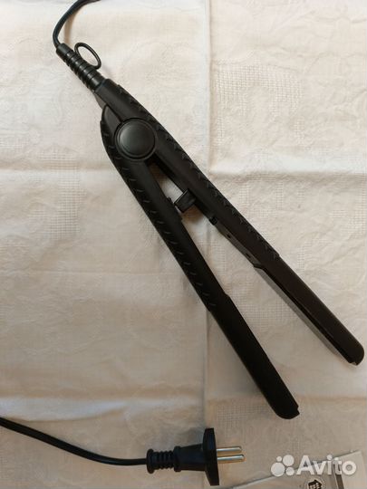 Выпрямитель для волос профессиональный