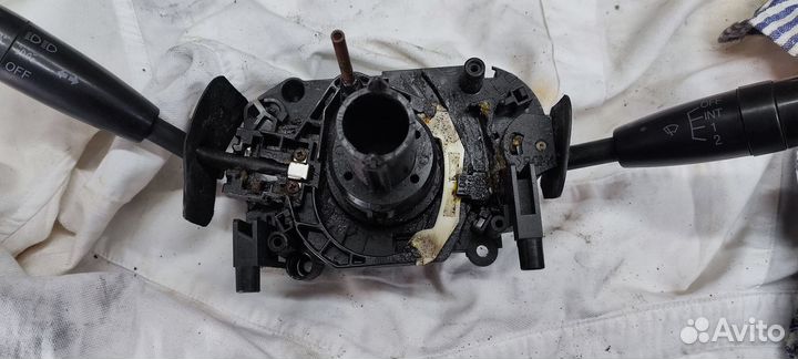 Подрулевой переключатель Nissan primera p10