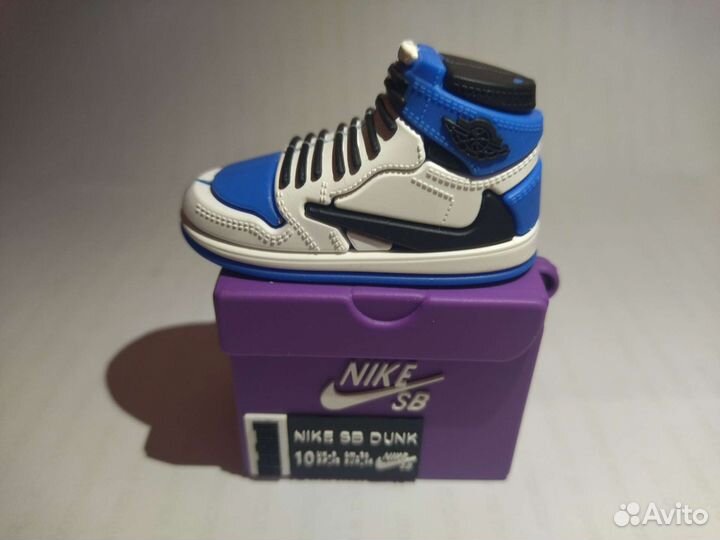 Чехлы на airpods 2