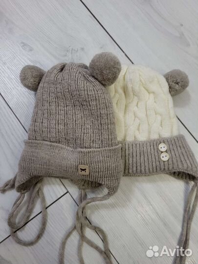 Шапочки тёплые для двойни
