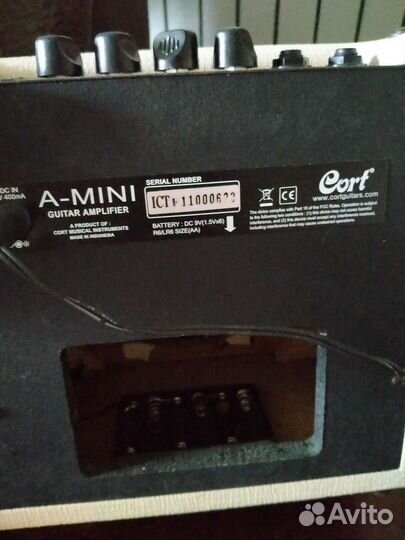 Комбоусилитель Cort A-Mini