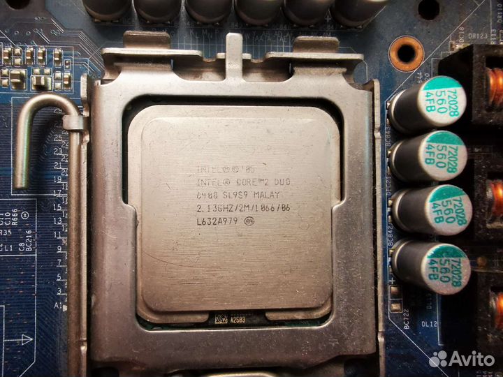 Материнская плата с процессором