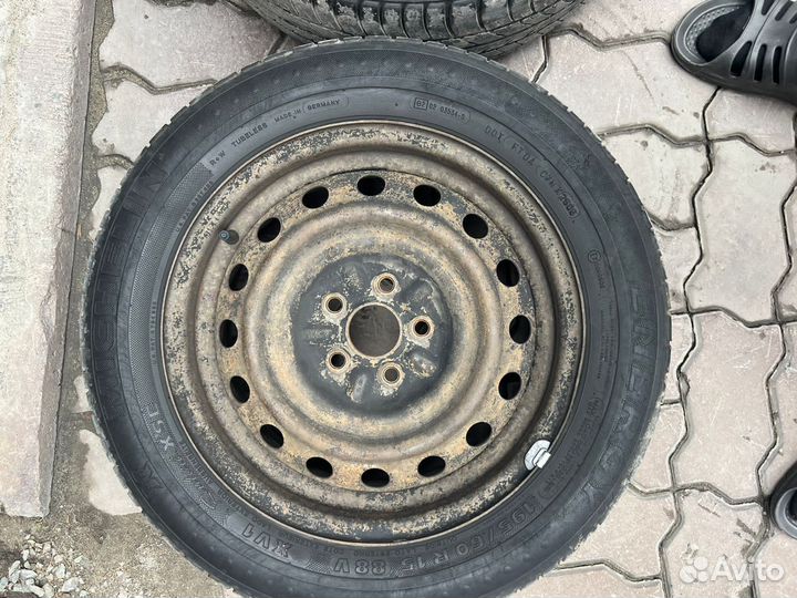 R15 Michelin Defender 205/65, PCD 5x100 DIA 54.1