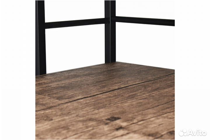 Стол компьютерный на металлокаркасе