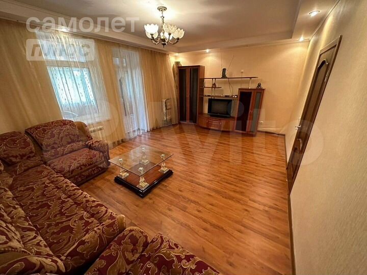 2-к. апартаменты, 72 м², 1/3 эт.