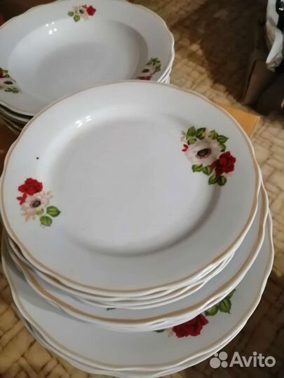 Фарфоровые тарелки набор бу