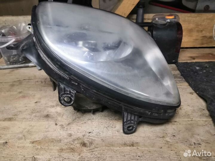 Фара hyundai сантафе