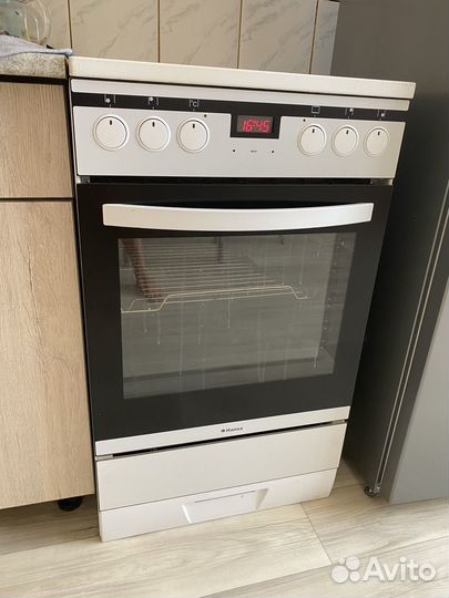 Плита электрическая Hansa