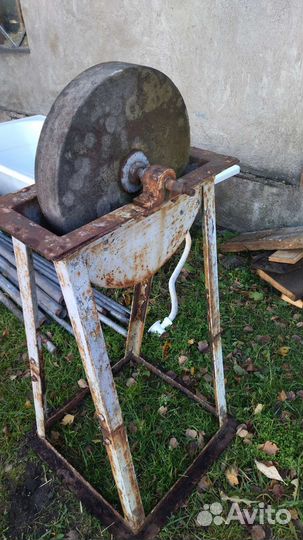 Кузнечное точило ручное