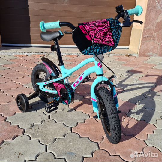 Новый детский велосипед GT sirene на возр3-4 года