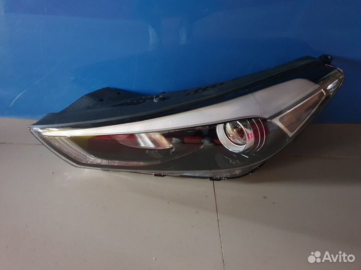 Фара левая на Hyundai Tucson 3 15-18 года