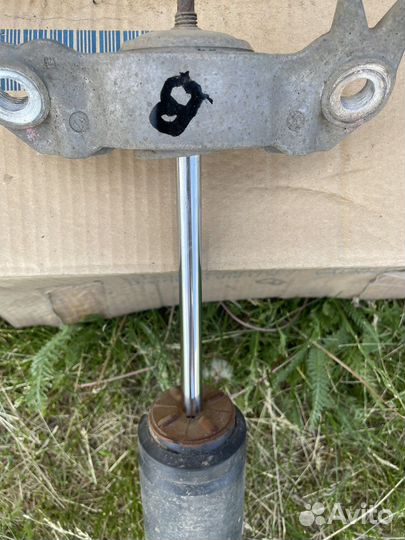 Амортизатор на Opel insignia