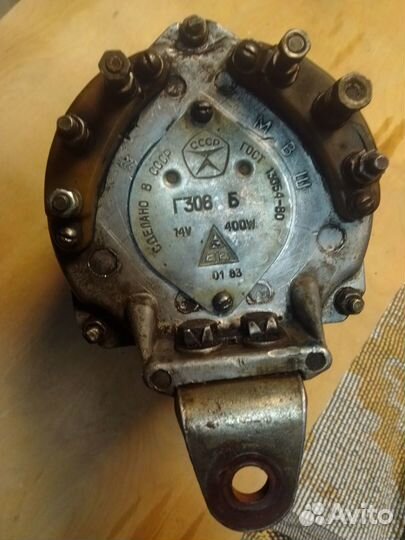 Генератор для трактора