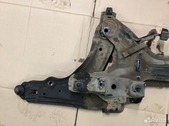 Подрамник Chery Amulet A15