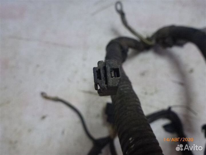 Проводка моторного отсека Mitsubishi Outlander