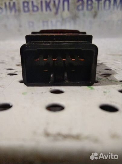 Кнопка аварийной сигнализации Hyundai Santa-fe