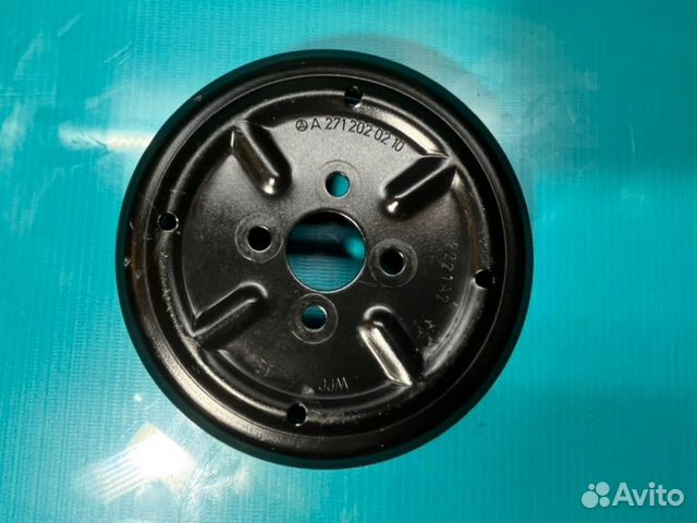 Шкив помпы Mercedes C Class W204 M271820 M271860