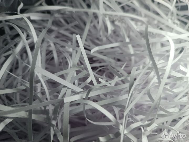 Бумажный наполнитель для подарков бежевый и белый