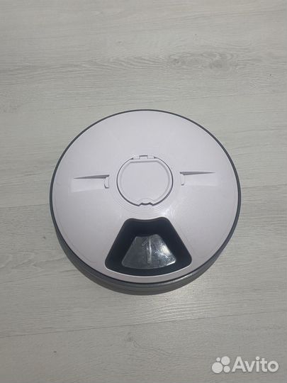 Автоматическая кормушка для кошек