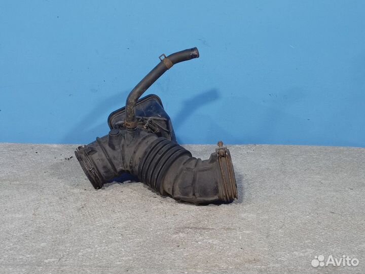 Патрубок воздушного фильтра Kia Sportage 3 (SL)