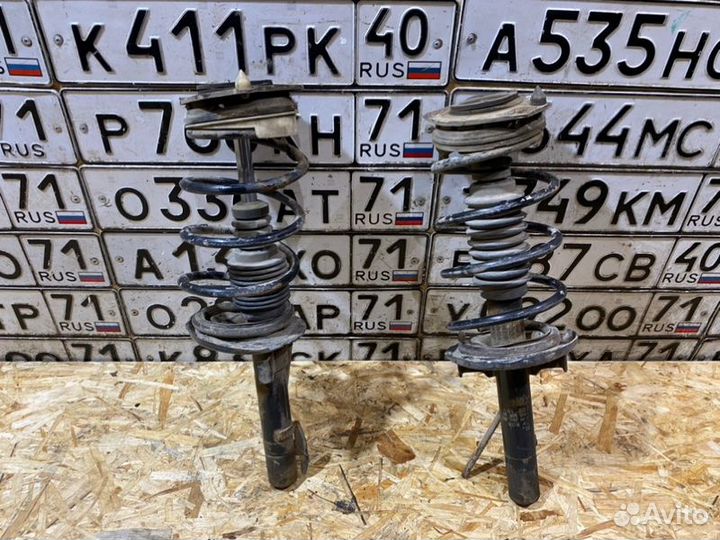 Стойки передние Renault Megane седан K4M 1.6 2005