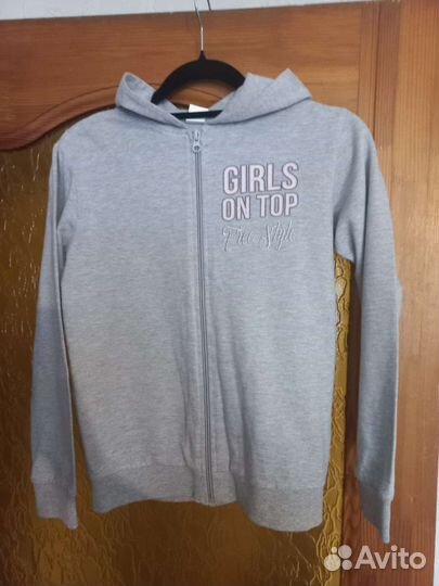 Спортивный костюм