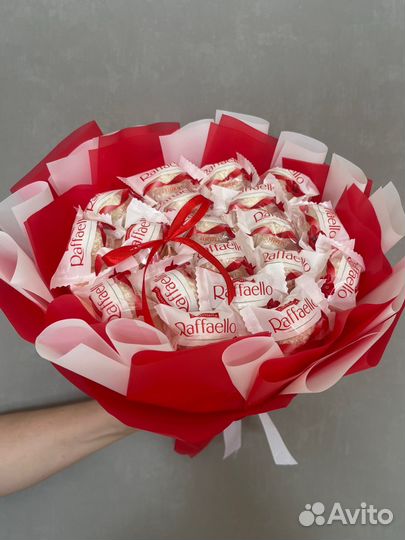 Сладкий букет из конфет