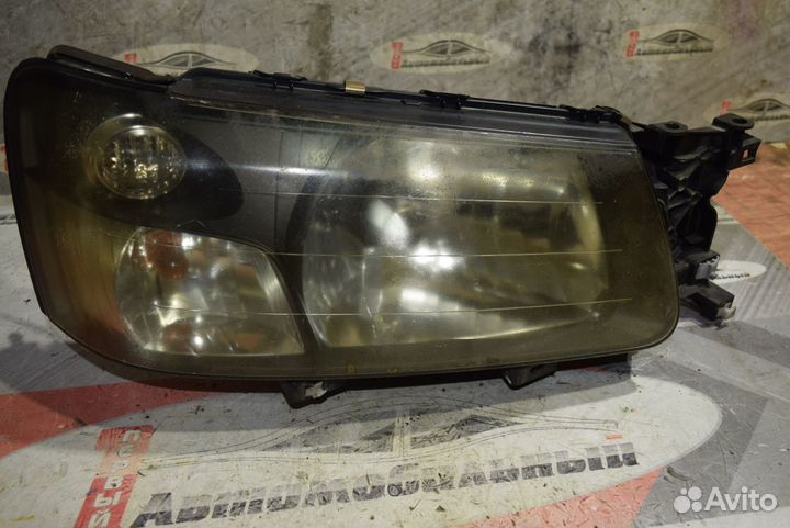 Фара право c Subaru Forester SG5 EJ202