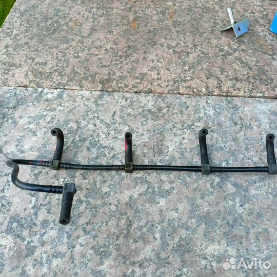 Трубка обратки форсунок Renault,Dacia,Nissan