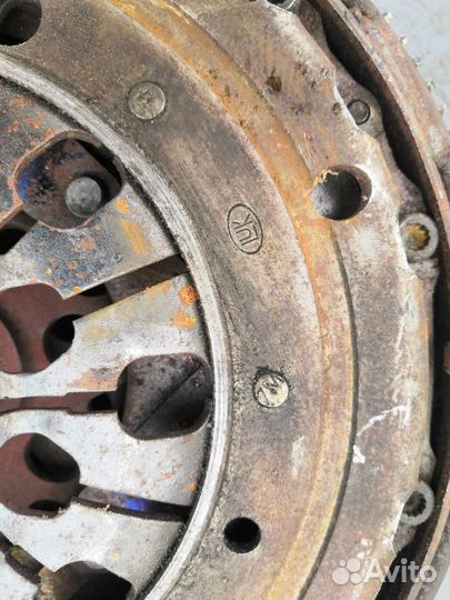 Двухмассовый маховик volkswagen transporter t4 аjt