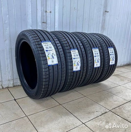 Triangle EffeXSport TH202 225/45 R18 и 255/40 R18