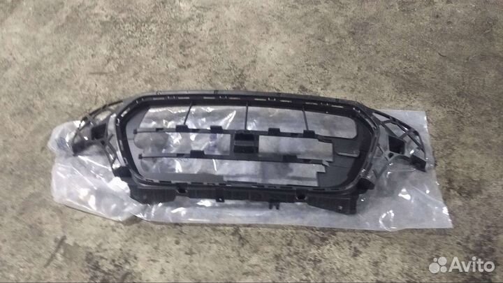 Каркас решетки радиатора Форд Транзит 2014-2022