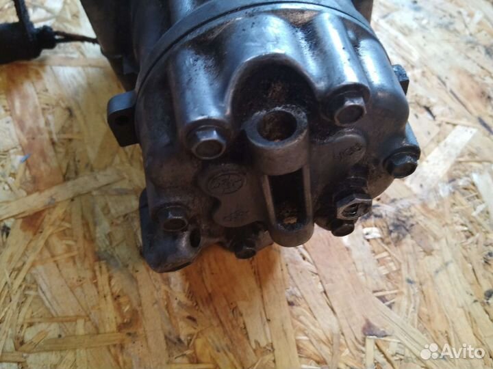 Компрессор кондиционера Volkswagen Polo 5