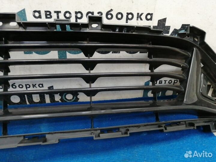 Решетка переднего бампера 6600124278 Geely Coolray