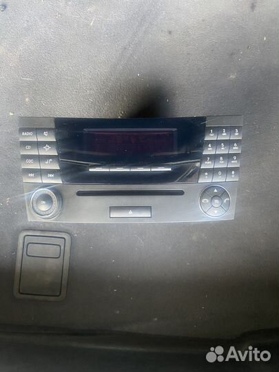 Штатная магнитола для мерседеса