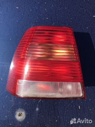 Задний фонарь левый volkswagen jetta mk4