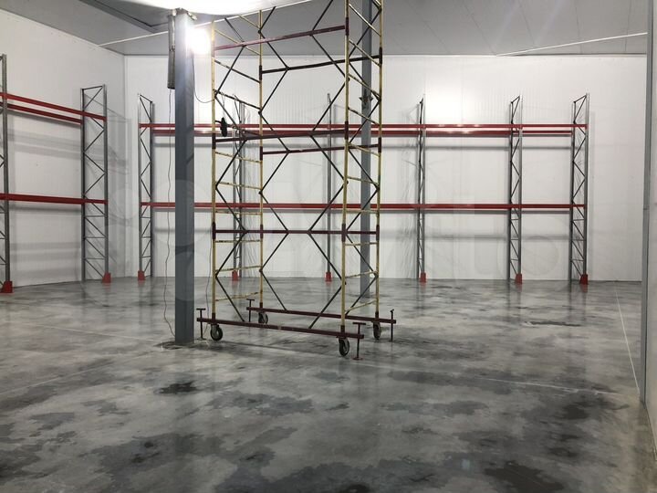 Склад, 1135 м²