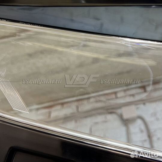 Уцененное стекло для фары Ford Mondeo V (2012-2019