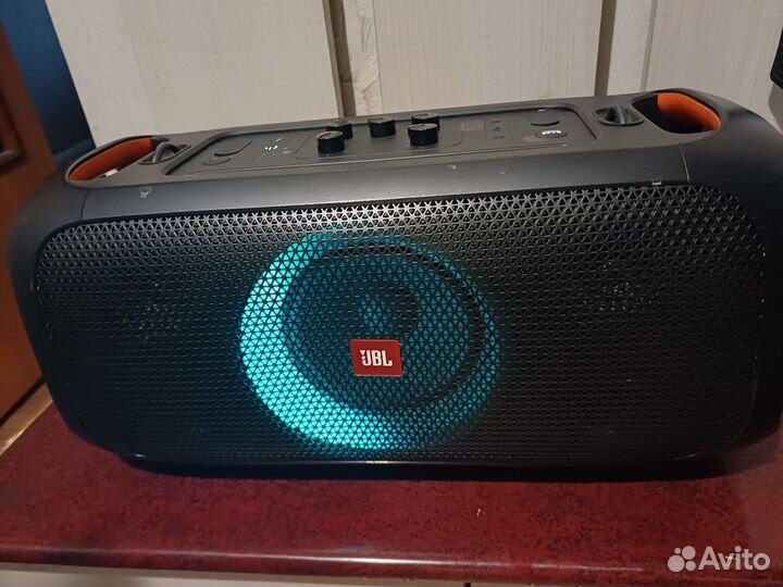 JBL колонка