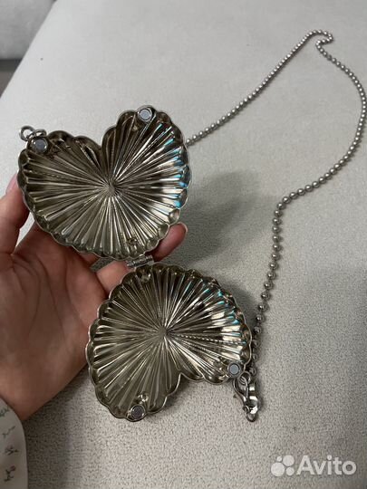 Сумка на плечо женская металлическая