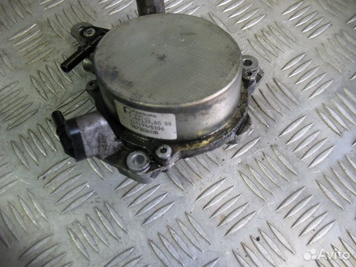 Насос вакуумный Форд Куга 1