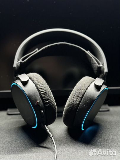 Наушники SteelSeries Arctis 5 2019 Edition