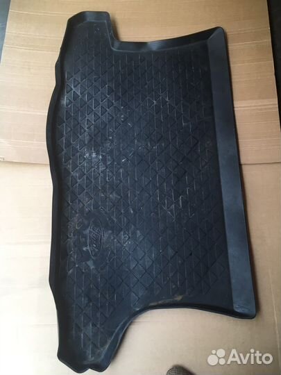 Коврик на багажник форд фьюжн