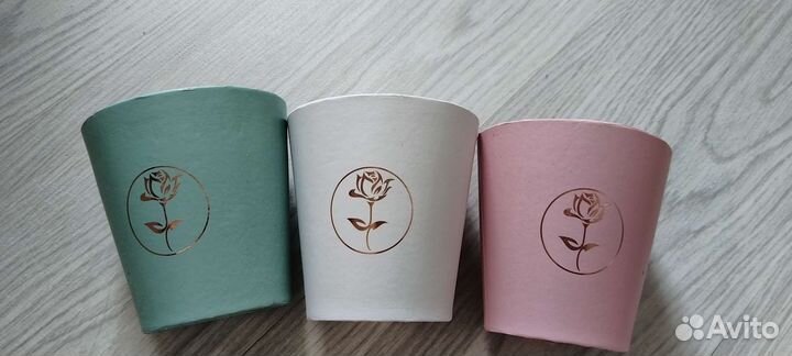 Коробка для цветов с тиснением (стаканчик) мини