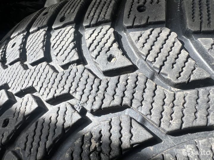 Bridgestone Blizzak Spike-01 225/65 R17 106T