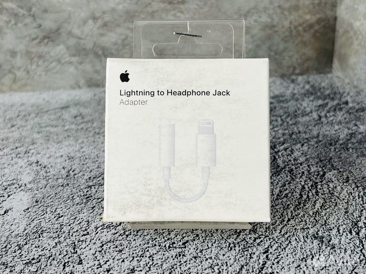 Адаптер Apple Lightning to 3.5 Jack MMX62ZM/A