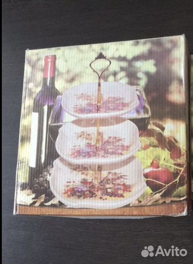 Фруктовница на ножке и хрусталь